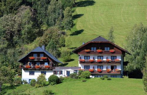 Untertschern Casa | Pension & Appartements Ronacherhof -Mountain Hideaway Slopeside