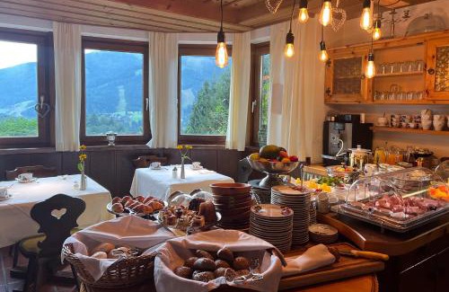 Untertschern Casa | Pension & Appartements Ronacherhof -Mountain Hideaway Slopeside