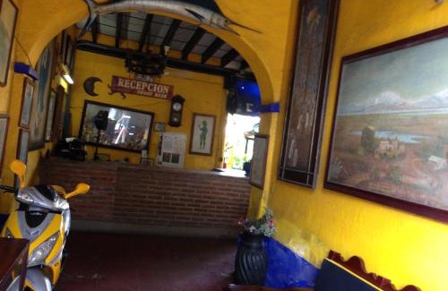 La Paz Hotel | Pension California