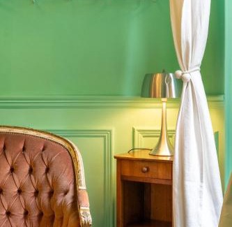 1st Arrondissement Hotel | Pension Edelweiss Marseille