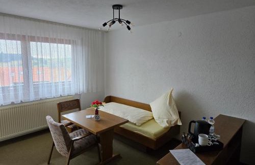 Herrischried Casa | Pension Hauber - Kirschtortenzimmer mit Balkon