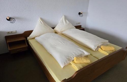 Herrischried Casa | Pension Hauber - Kirschtortenzimmer mit Balkon