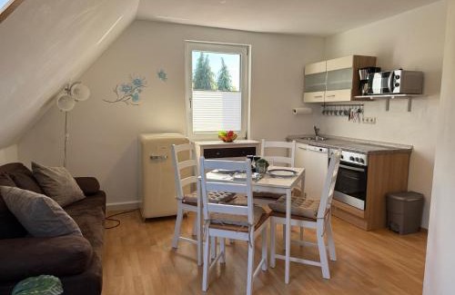 Ribnitz-Damgarten Apartamento | Pension Hirschburg Apartment 7 - Altheide
