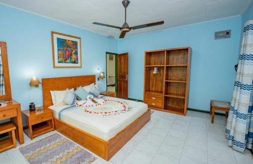La Digue Casa | Pension Michel