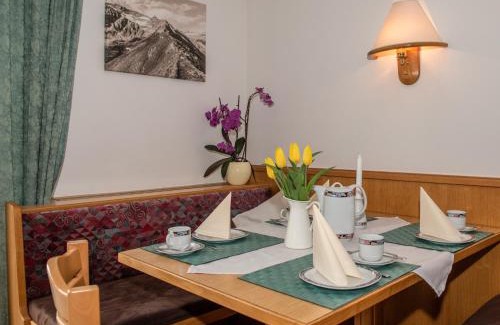 Rauris Cama Y Desayuno | Pension Moser