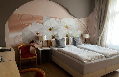 Tempelhof Casa | Pension Oase