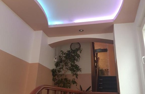 Tempelhof Casa | Pension Oase