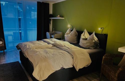 Wuelfrath Casa | Pension Osthoff