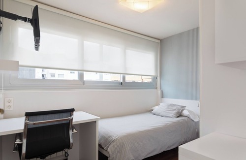 El Ensanche Zona Nuova Casa | Pension Residencia F&F