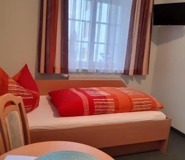 Grossrohrsdorf Casa | Pension Schöne