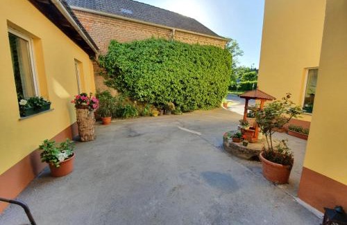 Lutzen Casa | Pension zum Amboss