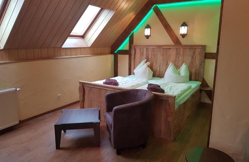 Burg Casa | Pension zum Holzpantoffelmacher