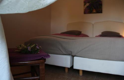 Michendorf Apartamento | Pensionszimmer im Fliederhof