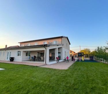 Dumbravita Casa | Pensiunea Agroturistica Marco