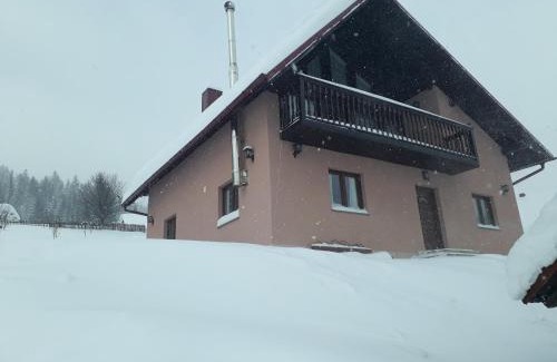 Ciumarna Casa | Pensiunea Casa Fierarul din Bucovina