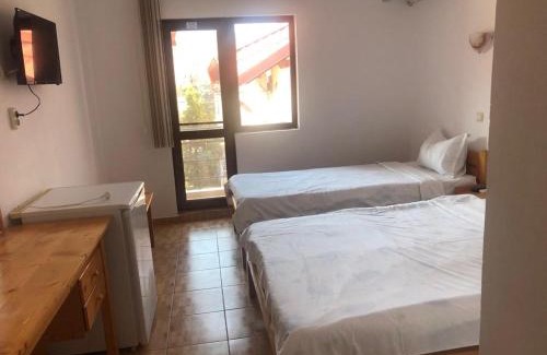 Costinesti Casa | Pensiunea Casa Firu