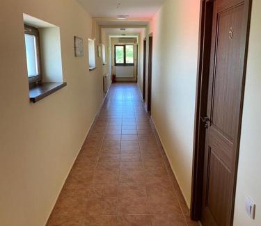 Simian Casa | Pensiunea Casa Soarelui