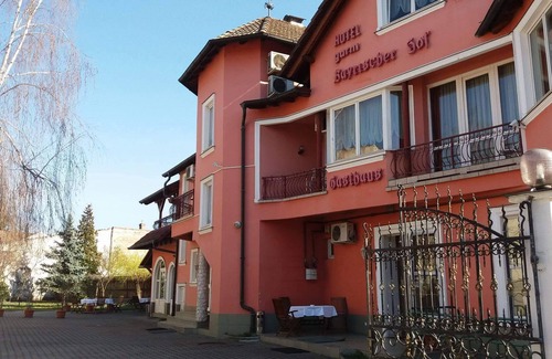 Tirgu Mures Cama Y Desayuno | Pensiunea Curtea Bavareza