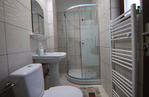 Barnova Casa | Pensiunea Emelys