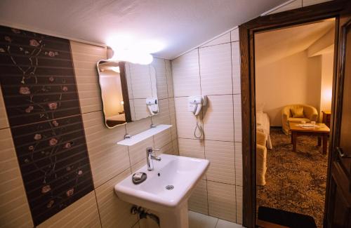 Avrig Casa | Pensiunea Ghiocelul