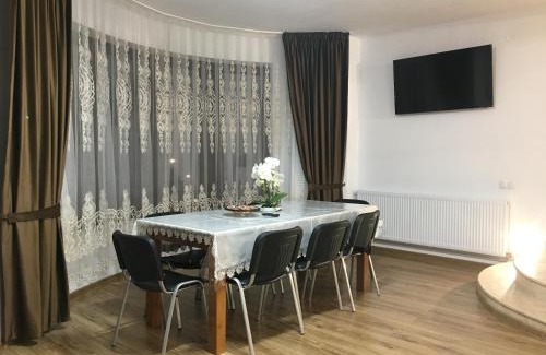 Gura Raului Casa | Pensiunea Hanzu Darius