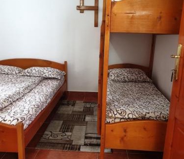 Vartop Casa | Pensiunea HEIDI