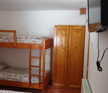 Vartop Casa | Pensiunea HEIDI
