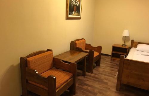 Dumbrava Casa | Pensiunea Igazland *