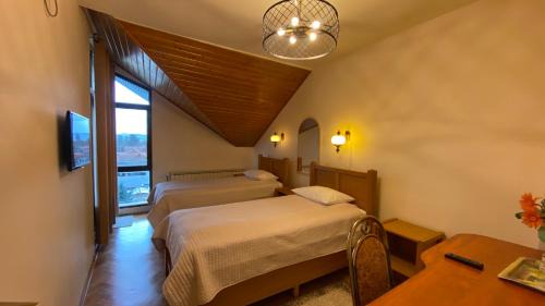 Tirgu Mures Casa | Pensiunea Imperial