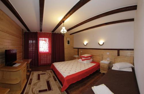 Sacel Casa | Pensiunea Lacramioara