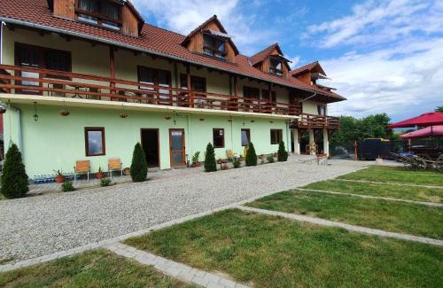 Cartisoara Casa | PENSIUNEA LEIA Transfăgărășan