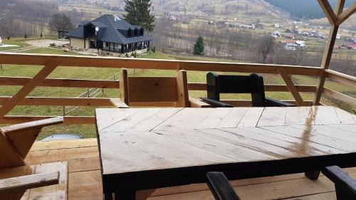 Vatra Moldovitei Casa | Pensiunea Maria-Bucovina