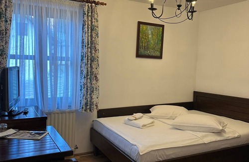 Azuga Casa | Pensiunea Rhein