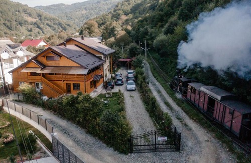 Viseu de Sus Casa | Pensiunea Romina