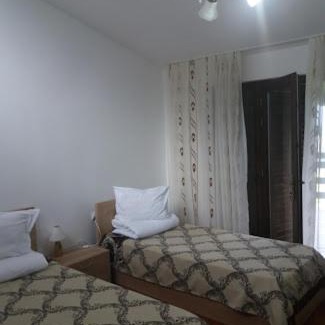 Rosia Casa | Pensiunea Rosia