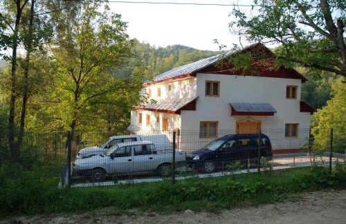 Mera Casa | Pensiunea Tara