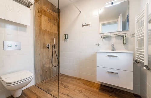 Sulina Casa | Pensiunea Terrablue
