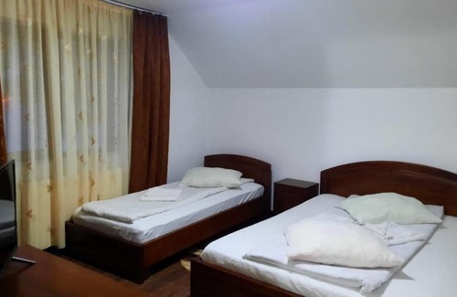 Arieseni Casa | Pensiunea Valea Galbenei