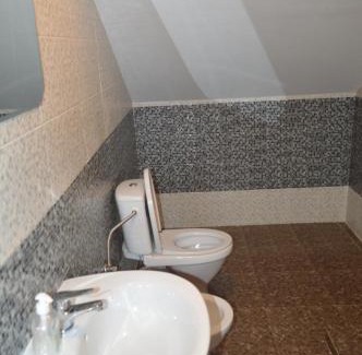 Barnova Casa | Pensiunea VisAventura