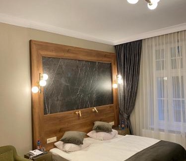 Szczecinek Casa | Pensjonat - Restauracja Żółty Domek