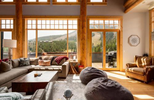 Saddle Ridge Cabina | Penthouse 1 by Moonlight Basin Lodging
