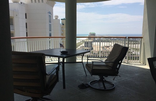Navarre Beach Condominio | Beach Colony Penthouse en la playa!