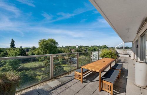 Gladbach Apartamento | Penthouse 232QM, 12 Personen, Whirlpool, Terrasse, Parkplatz 25min bis Düsseldorf Messe