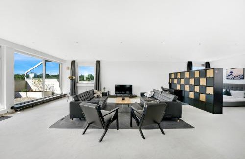 Gladbach Apartamento | Penthouse 232QM, 12 Personen, Whirlpool, Terrasse, Parkplatz 25min bis Düsseldorf Messe