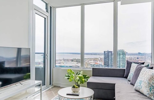 King West Village Condominio | Penthouse 2BR-2Bath, Lake View