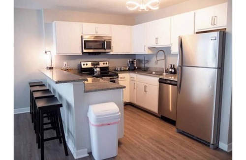 Wholesale District Apartamento | Penthouse 2BR in Downtown Indy | Walk Everywhere