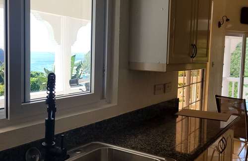 Marigot Bay Apartamento | Penthouse Apartment #2/ Breathtaking Views - Minutes from the Beach - Casa Vista
