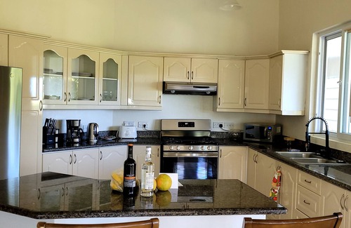 Marigot Bay Apartamento | Penthouse Apartment #2/ Breathtaking Views - Minutes from the Beach - Casa Vista