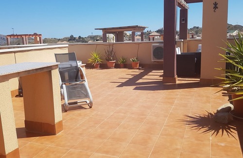 Los Geraeos Apartamento | Apartamento ático con una ubicación ideal a solo 3. 8 km del centro de Águilas