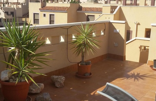 Los Geraeos Apartamento | Apartamento ático con una ubicación ideal a solo 3. 8 km del centro de Águilas
